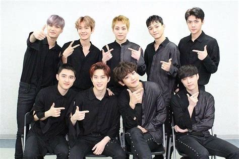 มาร์ค เสี่ยวหลง มิน อดีตสมาชิก EXO และความลับของการกลับมาที่ทุกคนรอคอย!